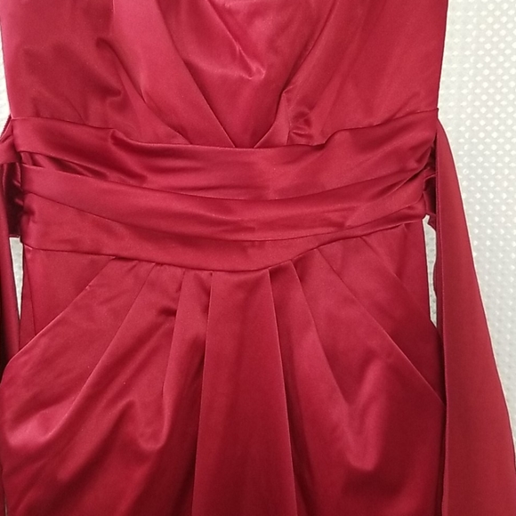 Red Satin Dress w Pockets - Picture 2 of 6